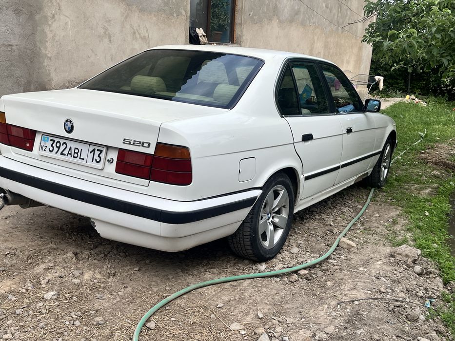 Бмв продам в хорошем состаянии