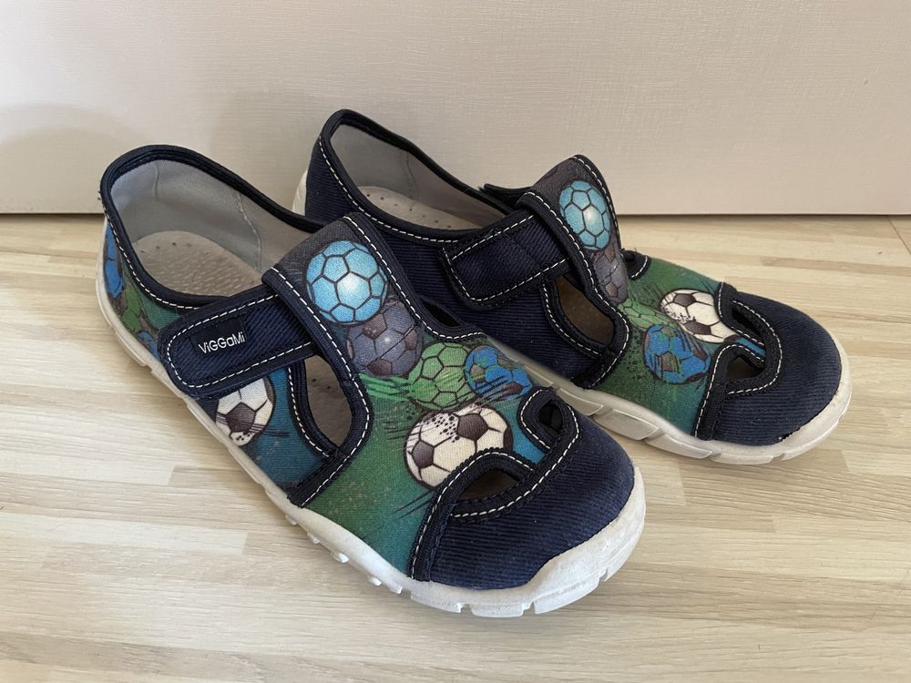 Детски пантофи, пантофи slip-on и кроксове за момче