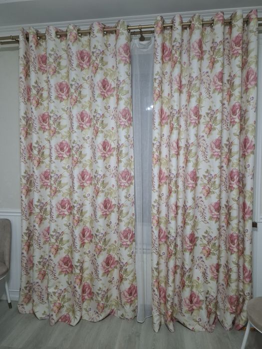 Продам штор без карниза