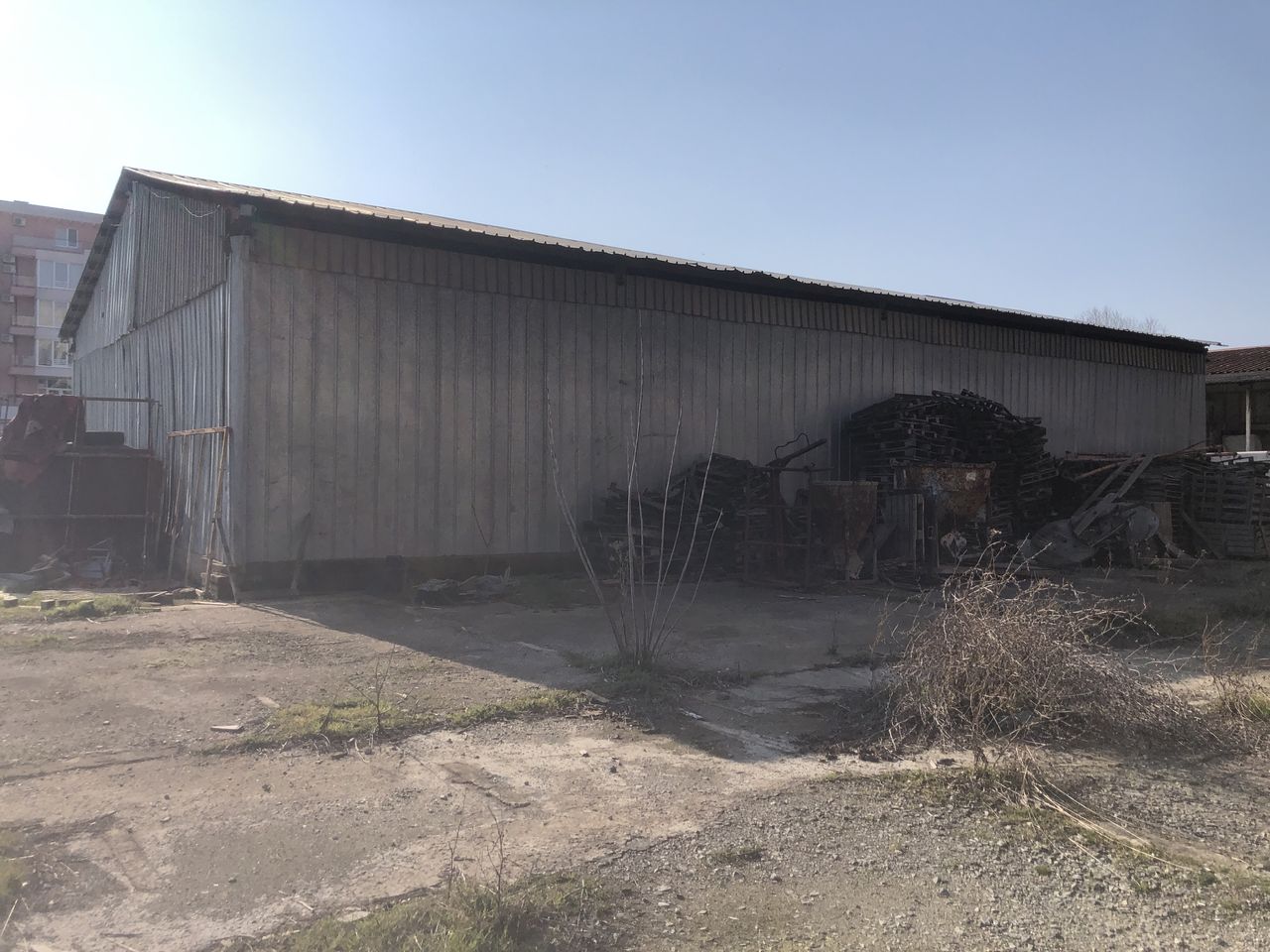 Дава се под наем Промишлена сграда в Несебър - 500 кв.м за 22950 € - Снимка #3