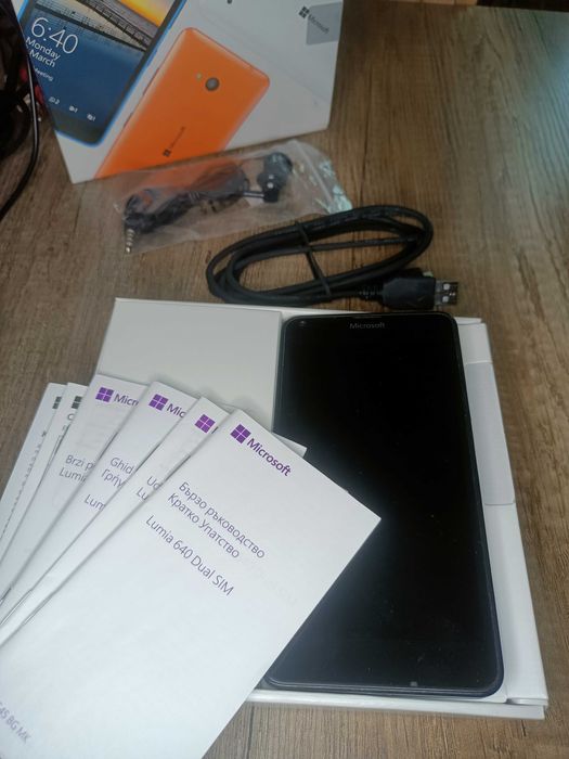 Телефон Microsoft Lumia 640 Dual SIM, черен
