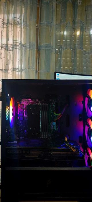 Продавам PC Ryzen 7 5700X/32Gb/512GB SSD + 1TB HDD/RTX 2060 Super/Гарц