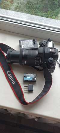 Canon EOS 60D  Фотоаппарат, в отличном состоянии