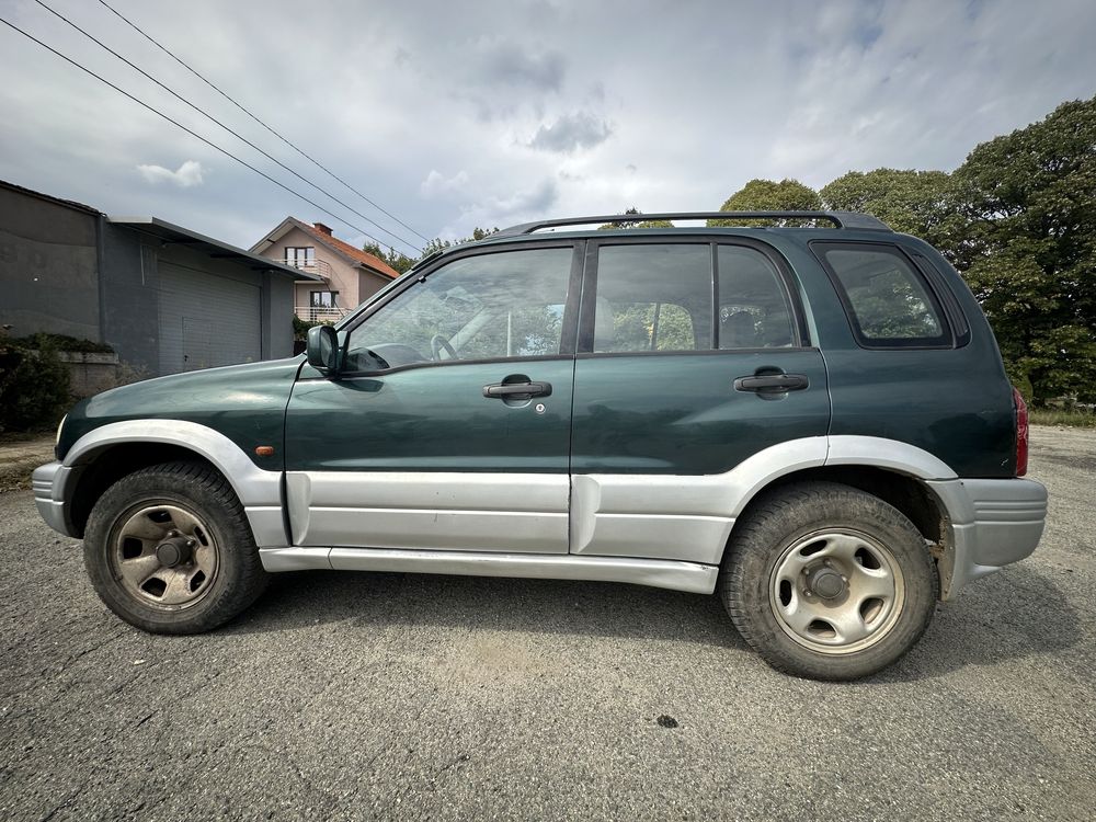 Suzuki grand vitara 2000г. 2.0 TD