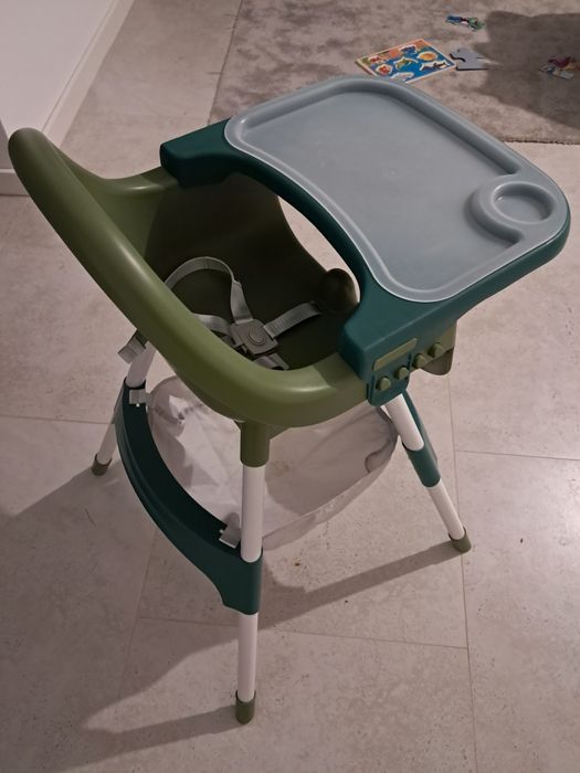 Vând scaun de masa pentru copill 6+