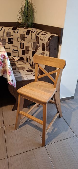 Scaun din lemn pentru copii