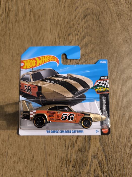 Колички Hot Wheels - Bentley, Ferrari, Porsche, Audi, Dodge