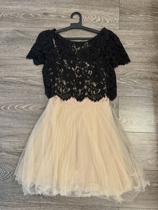 Официална рокля