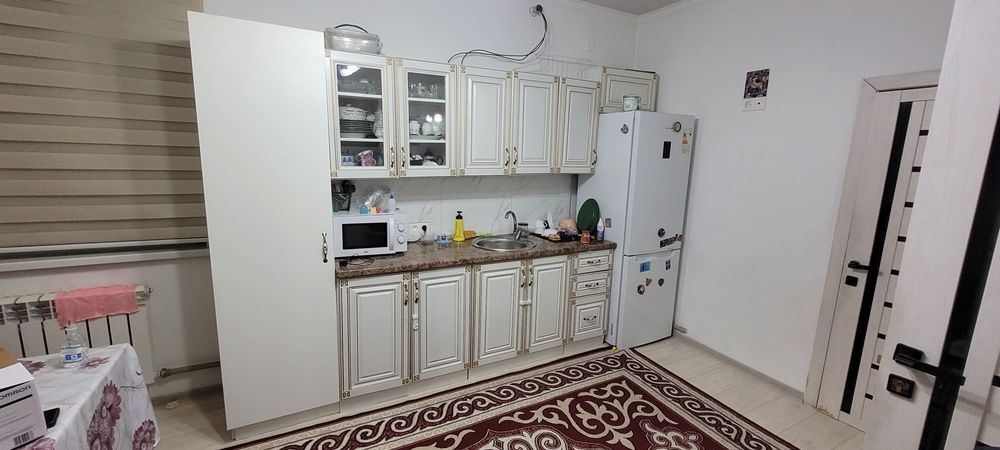 Продам кухню + шкаф. Кухонный гарнитур.