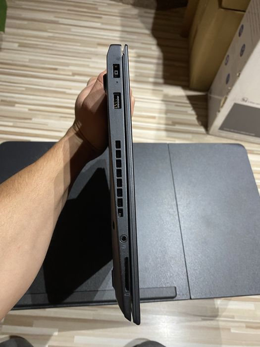 Laptop Lenovo ThinkPad T460S i7-6600U / 930M / 8GB RAM / 128GB/ Win 10