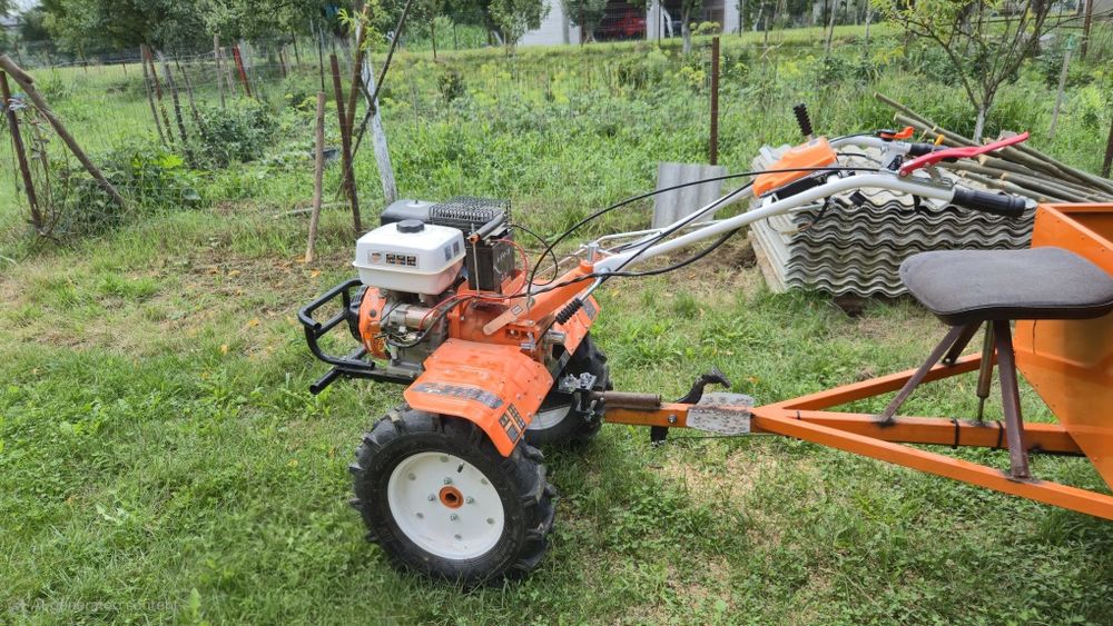 Vand motocultor  ruris 18 cai.