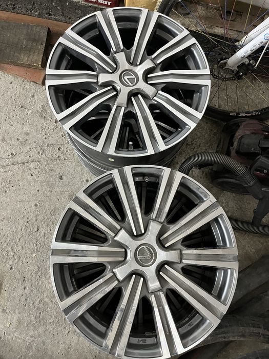 LX 570 Диск продаеться