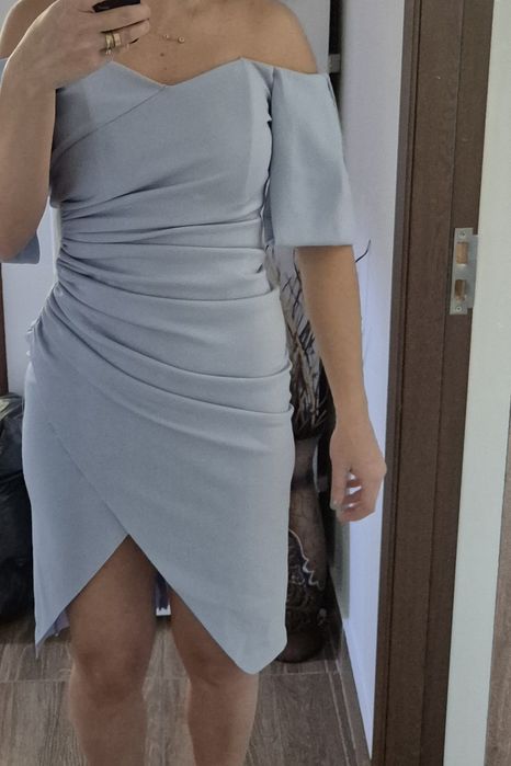 Vând rochie Asos