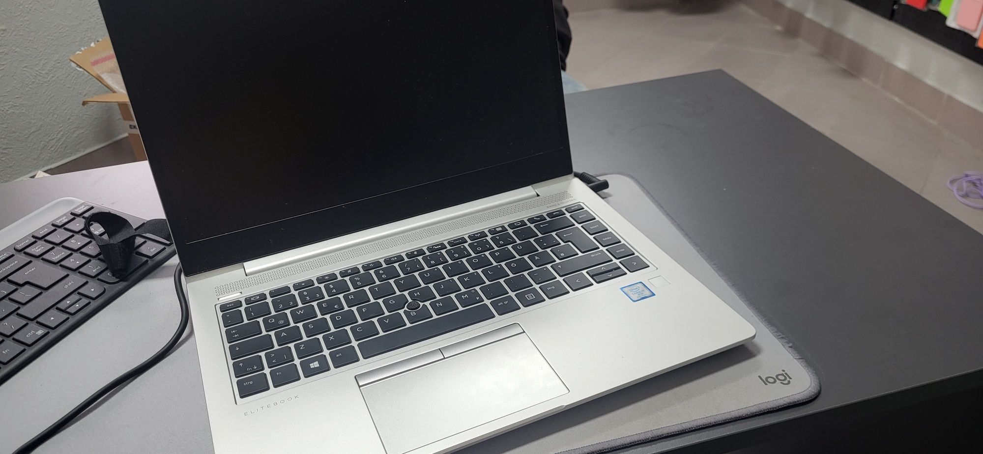 HP ELITEBOOK 840 G5 Intel i7 8th Gen vPro