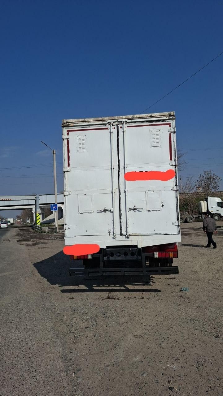 Isuzu 10 tonnalik