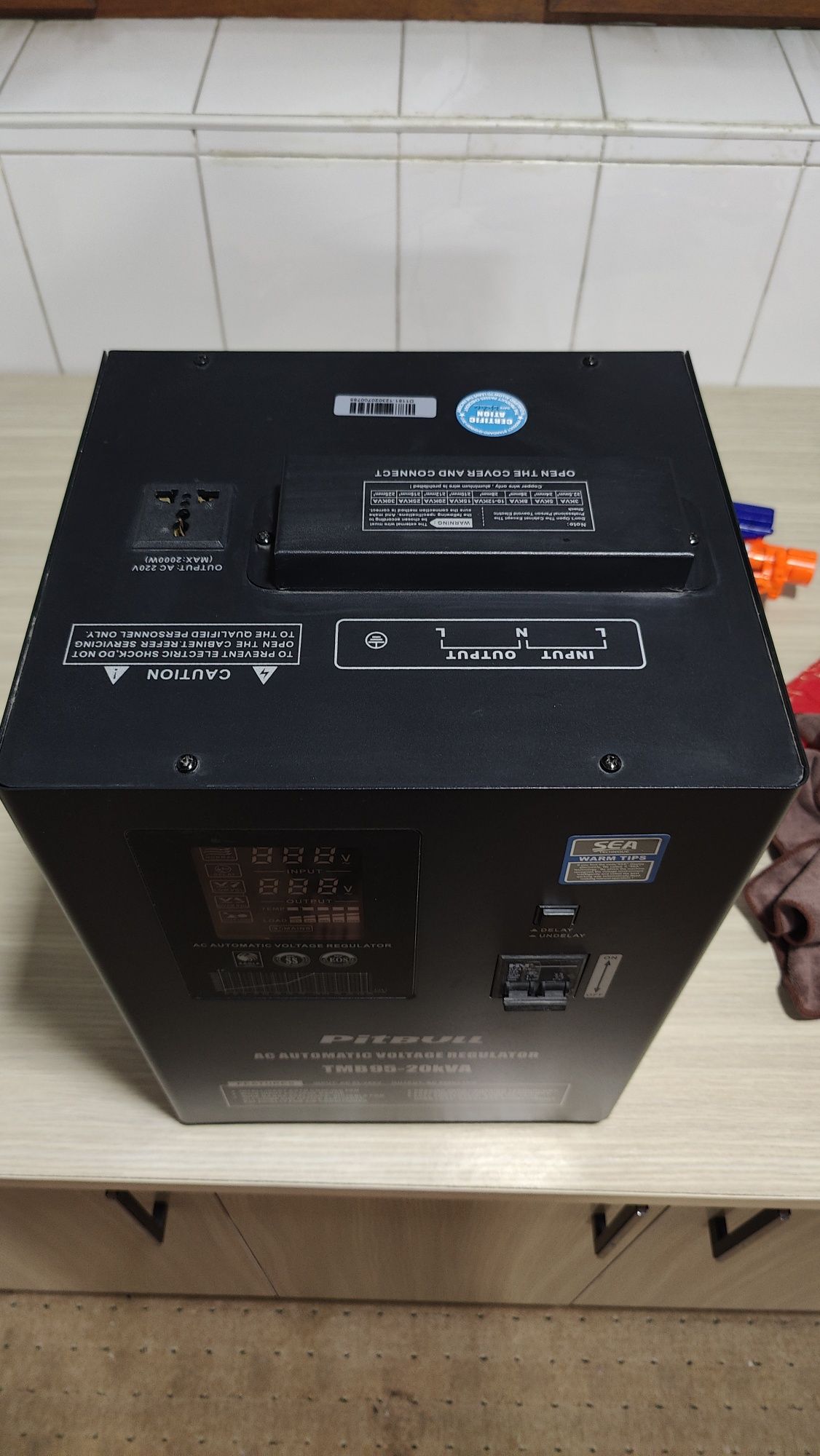 Продам стабилизатор напряжения Pitbull TMB95-20kVA