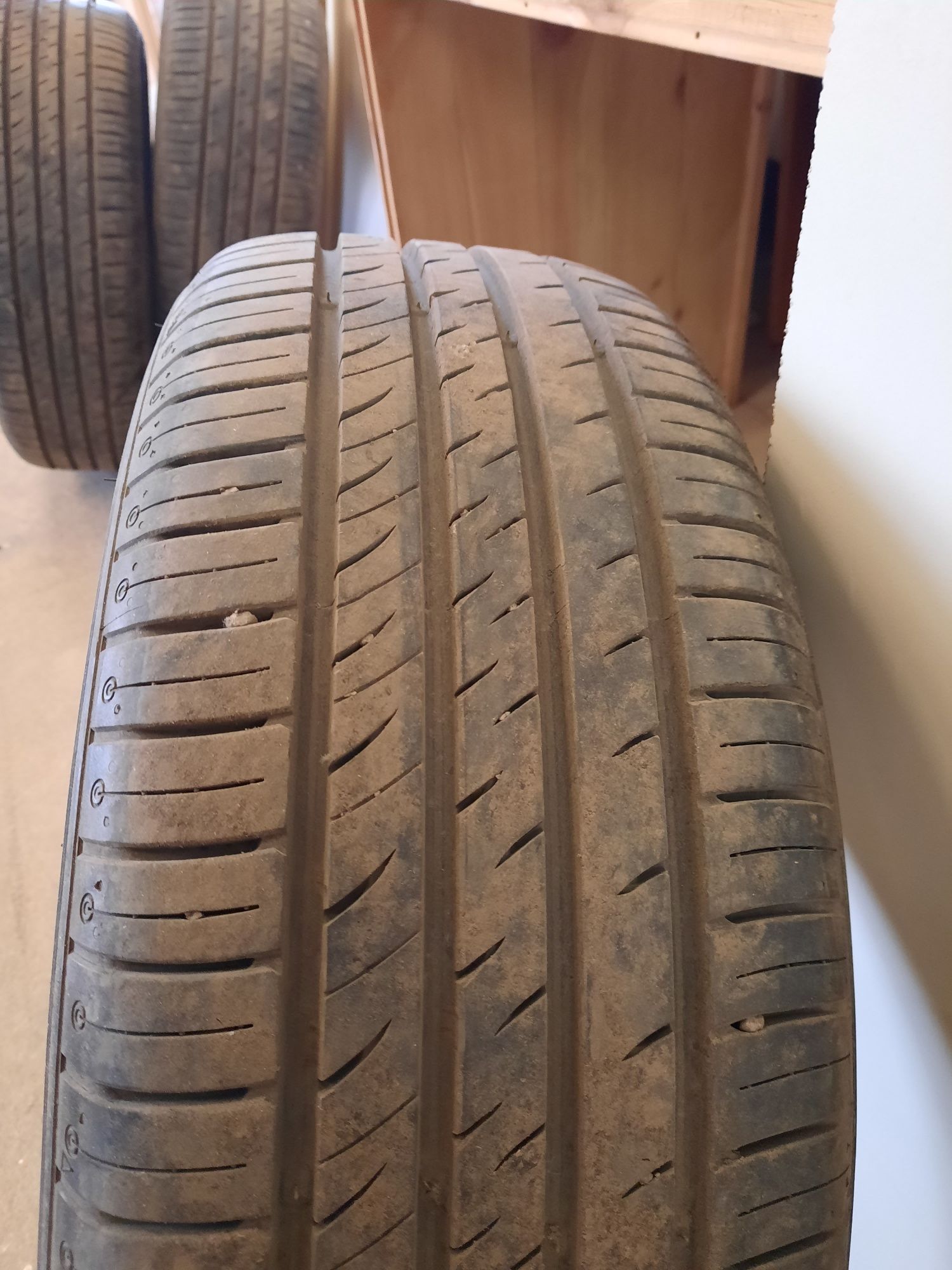 Kumho ecowing 205/55/16