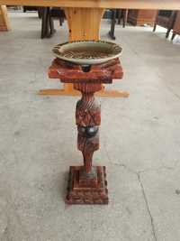 Дървена стойка с керамичен пепелник