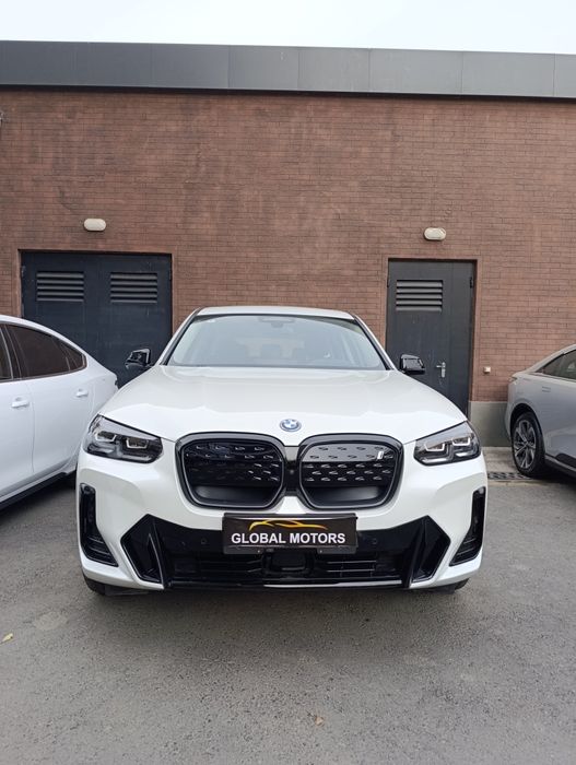 Super! BMW iX 3 2025 nalichi