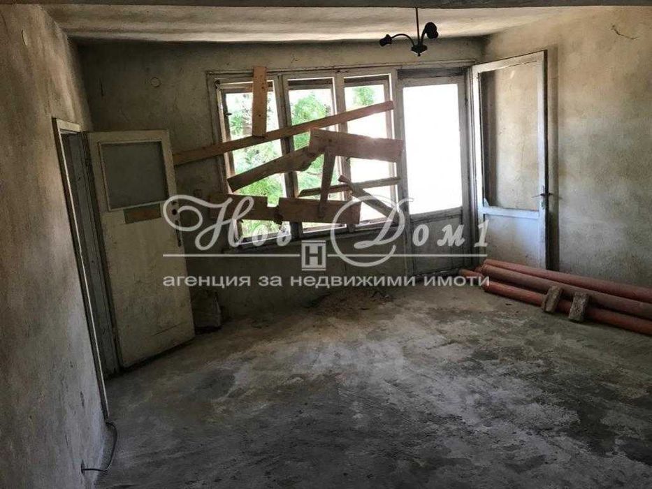 - Четириетажна къща! Само 335 евро на квадратен метър!