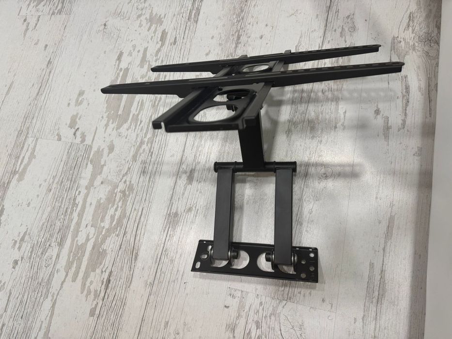 Стойка за телевизор за стена