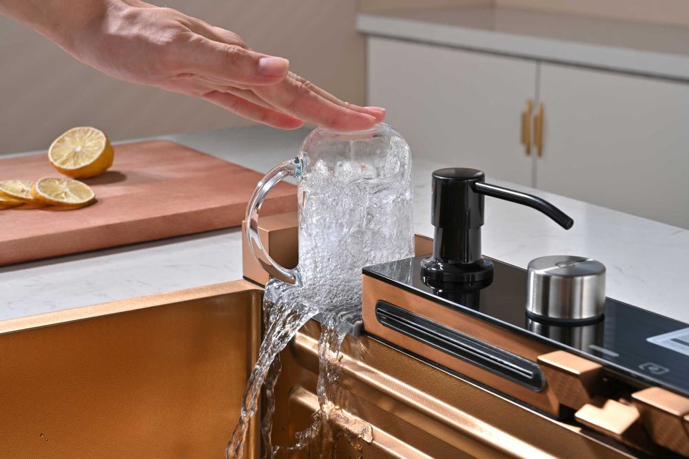 Розово злато - Мултифункционална кухненска мивка с двоен водопад