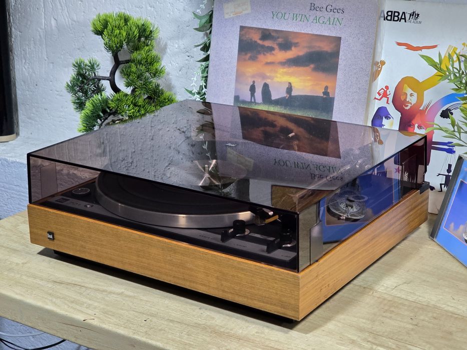 Pick-up DUAL 701, retro ,full automatic, direct drive, pitch control