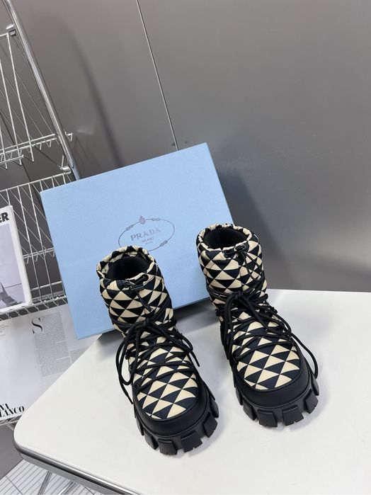 Cizme Prada , calitate premium , pe comanda , noi , 36
