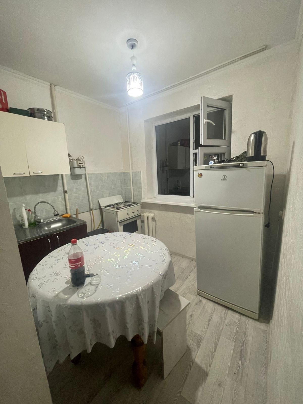 1-комн., 1 мкр., 3 этаж (не угол, отличная)