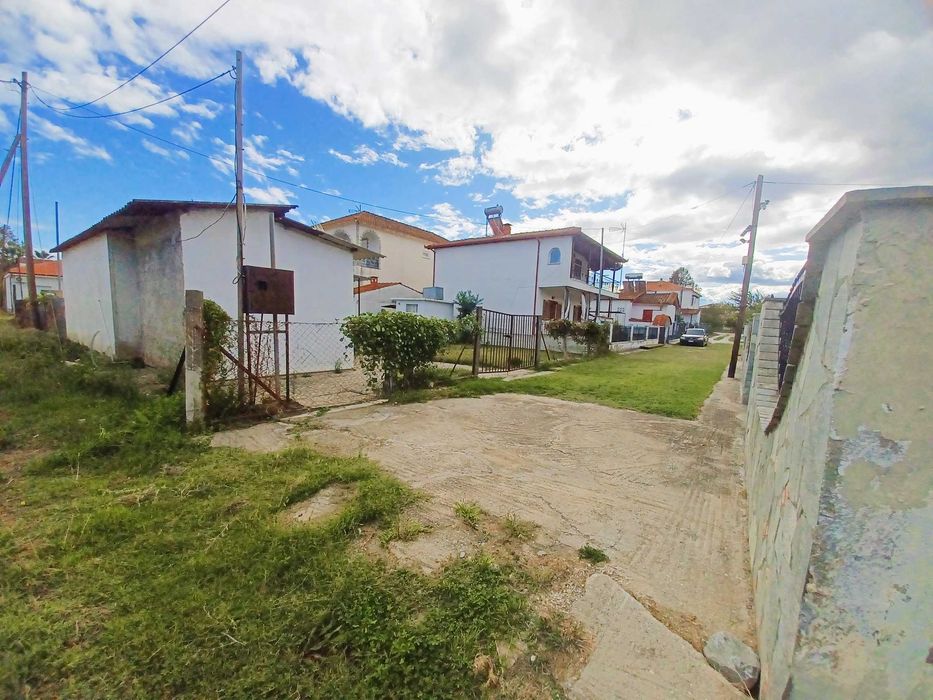 Продава парцел в регулация с площ 205 м2 в Аспровалта, Гърция