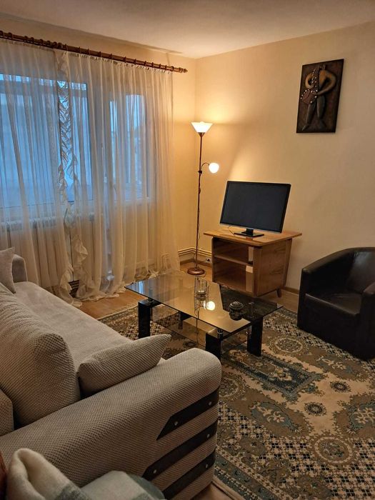 Apartament 2 camere Podu Roș