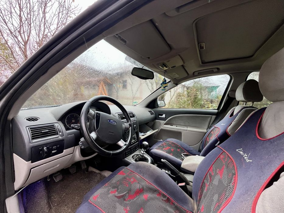 Dezmembrez Ford Mondeo