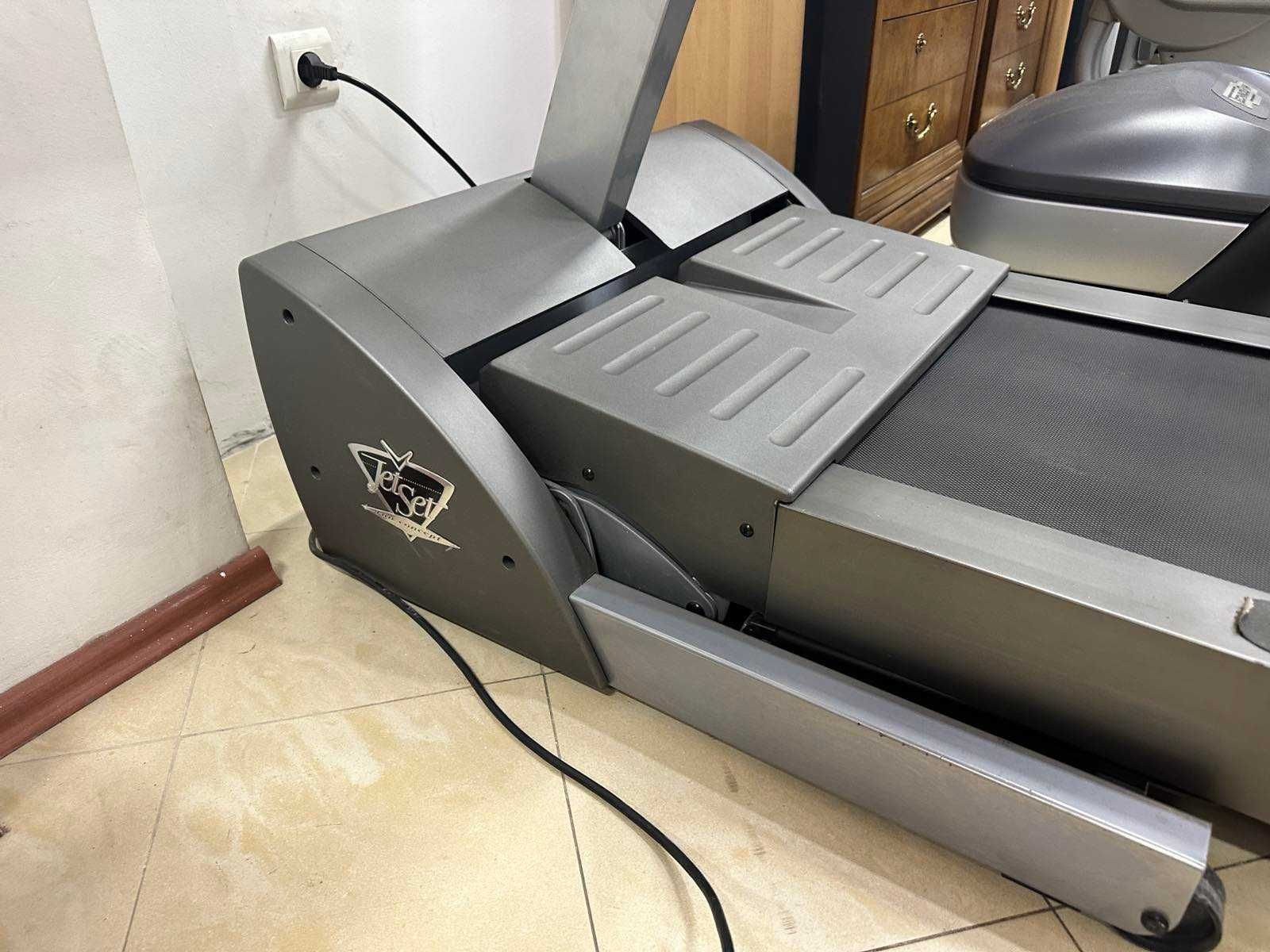 Бягаща пътека BH Fitnes Jet Set New Treadmill Concept