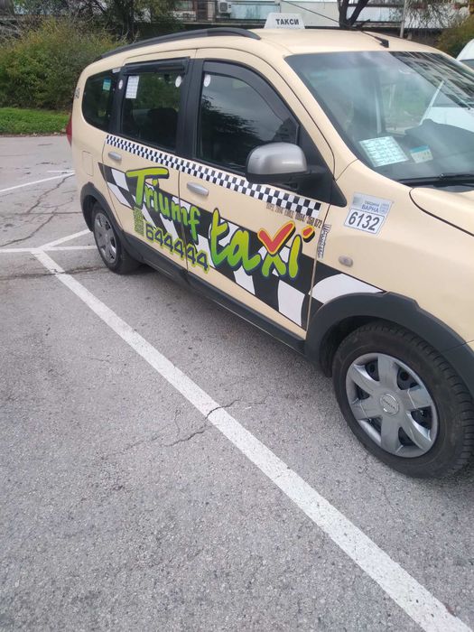 Продавам Дачия Лоджи