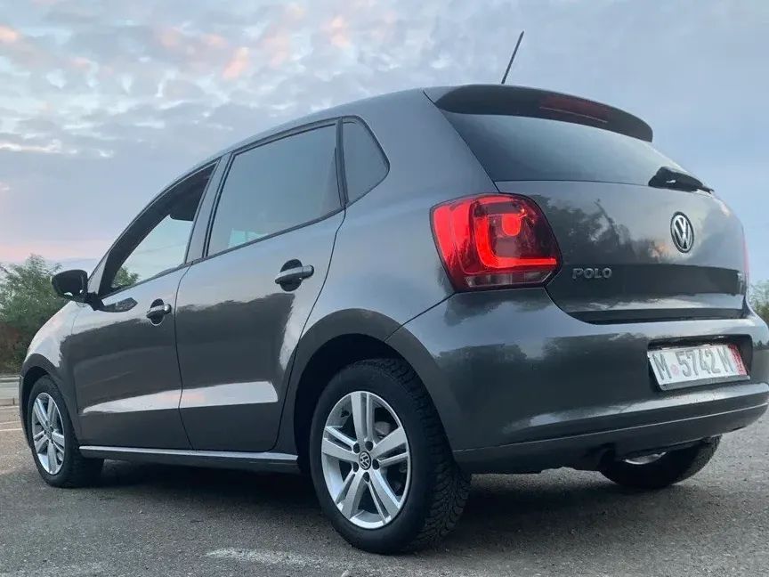 Volkswagen Polo Model Match 2013~16TDI~105CP~xenon~senzori parcare~scaune incalzite