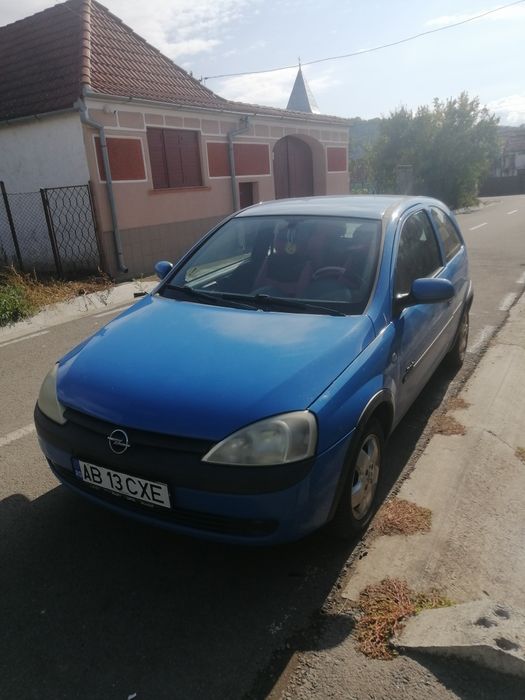Vând Opel Corsa confort 1  în stare buna