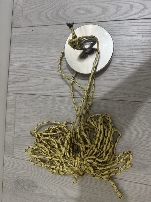 Поисковый магнит.