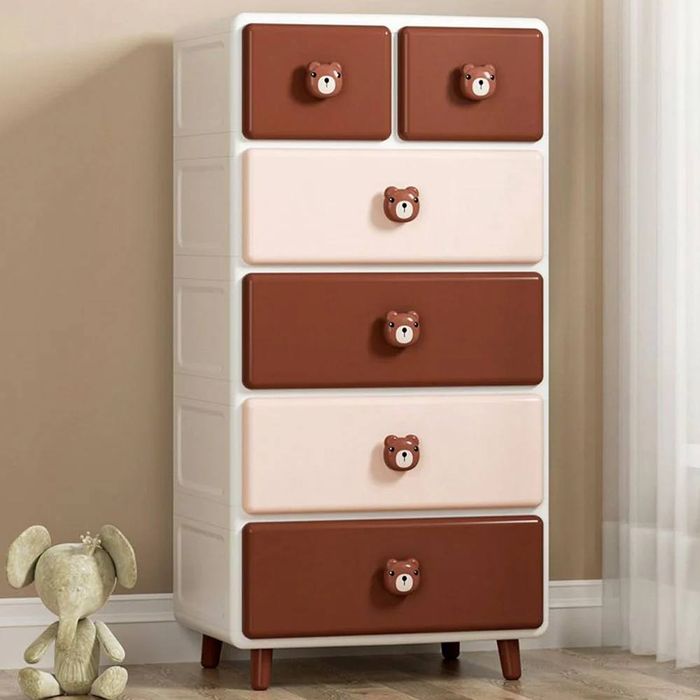 В наличии комоды качество отличное.