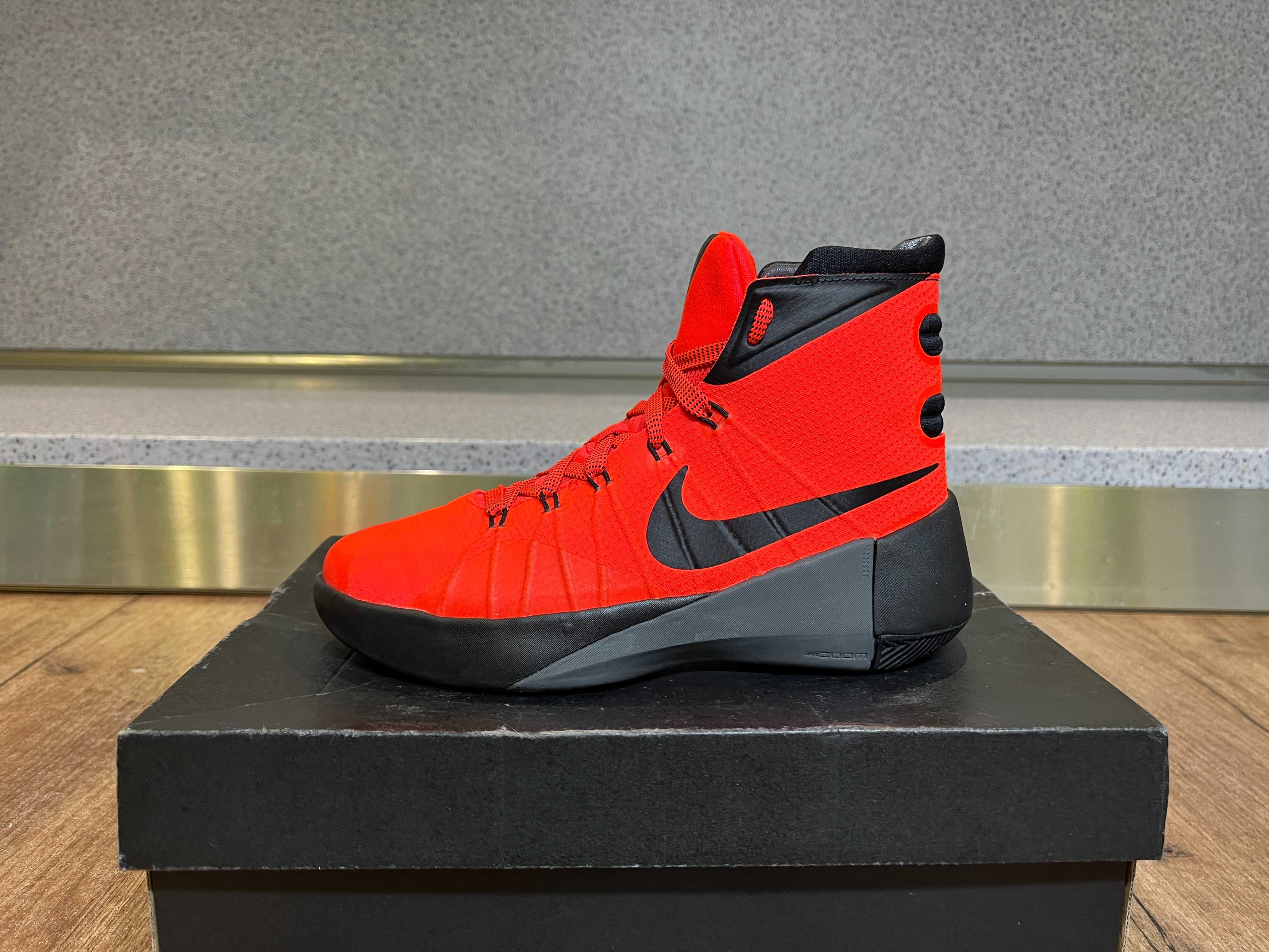 ОРИГИНАЛНИ *** Nike Hyperdunk 2015 /  Red Black