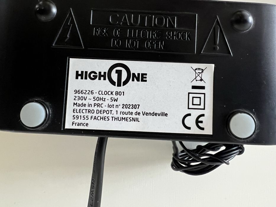 Radio Fm cu ceas digital si doua alarme -HighOne, Franta