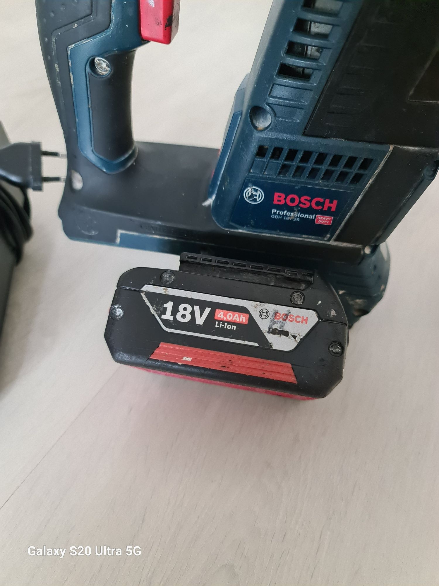 Акумулаторен Перфоратор BOSCH GBH 18V- 26