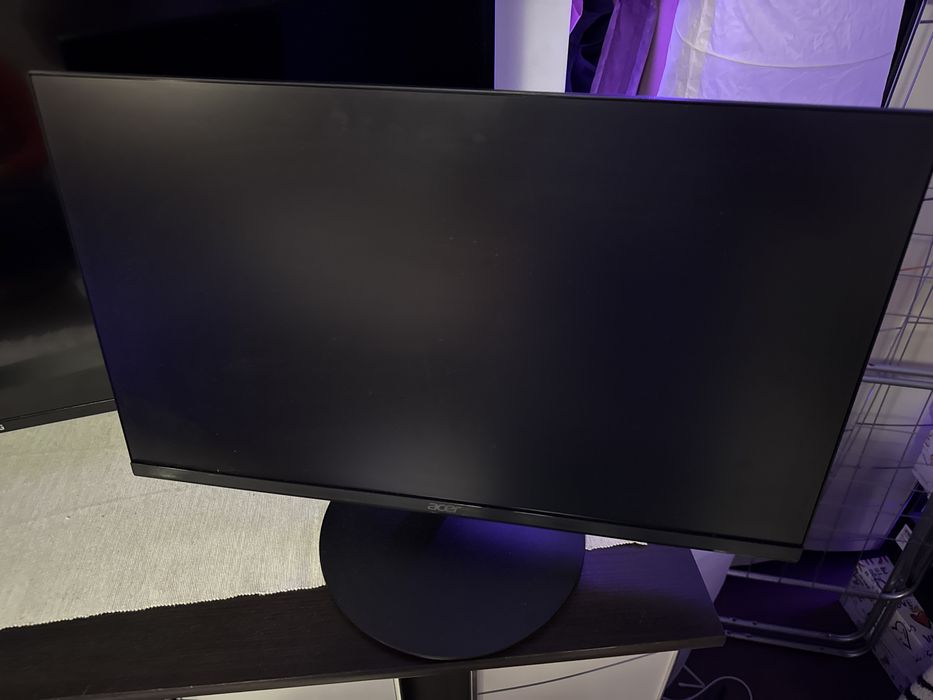 Monitor 24 inchi 180 hz