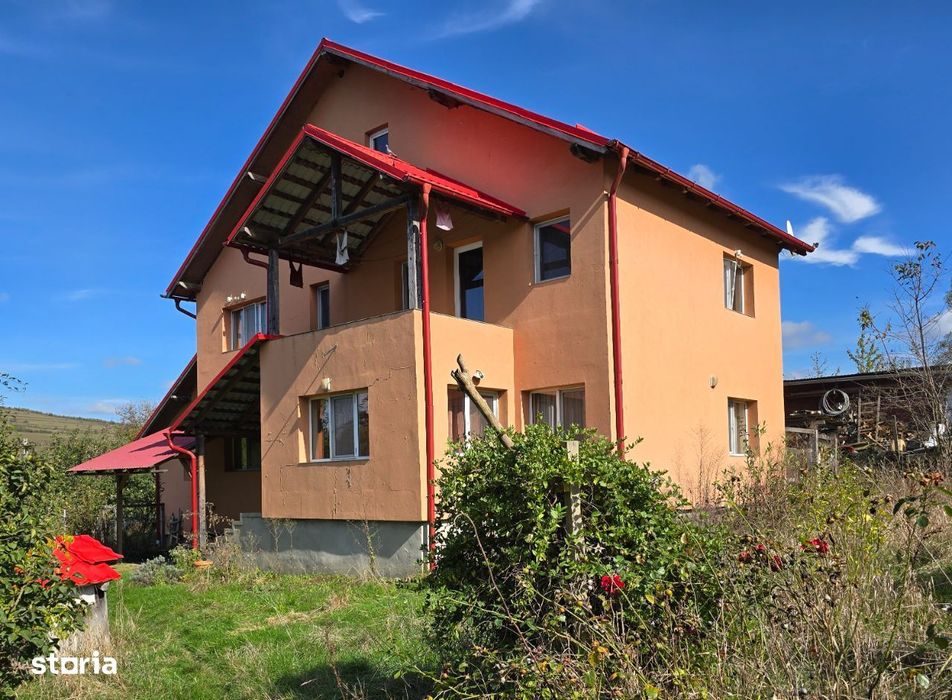 Casa cu 40 ari zona Pietriș 15 km de Bistrița