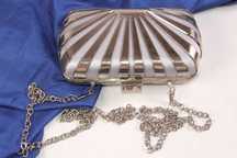Geanta metalica argintie glamour, interior catifea, Made in Italy NOUA