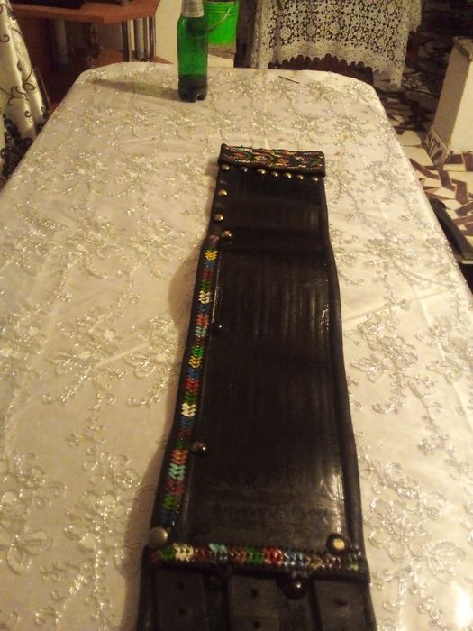 VÎND  curea traditionalá pentru copi