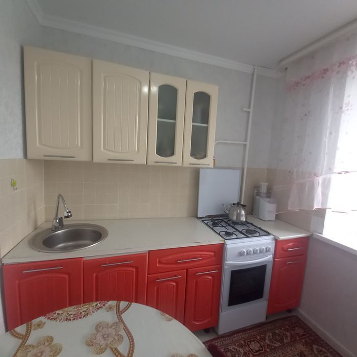 Продаю 1 ком квартиру в районе ГМЗ.