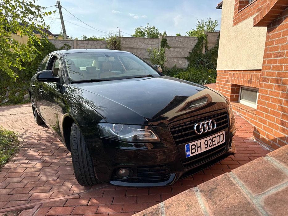 Audi A4 B8 - 1.8 TFSI 160cp - Multitronic 8+1 - Bi-Xenon - CarPlay