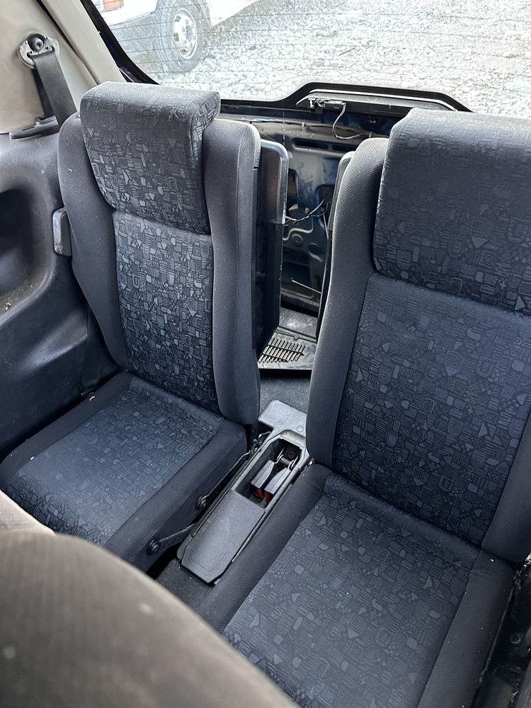 Opel Zafira 2.0 DTI 82 к.с на части работещ мотор и скорости