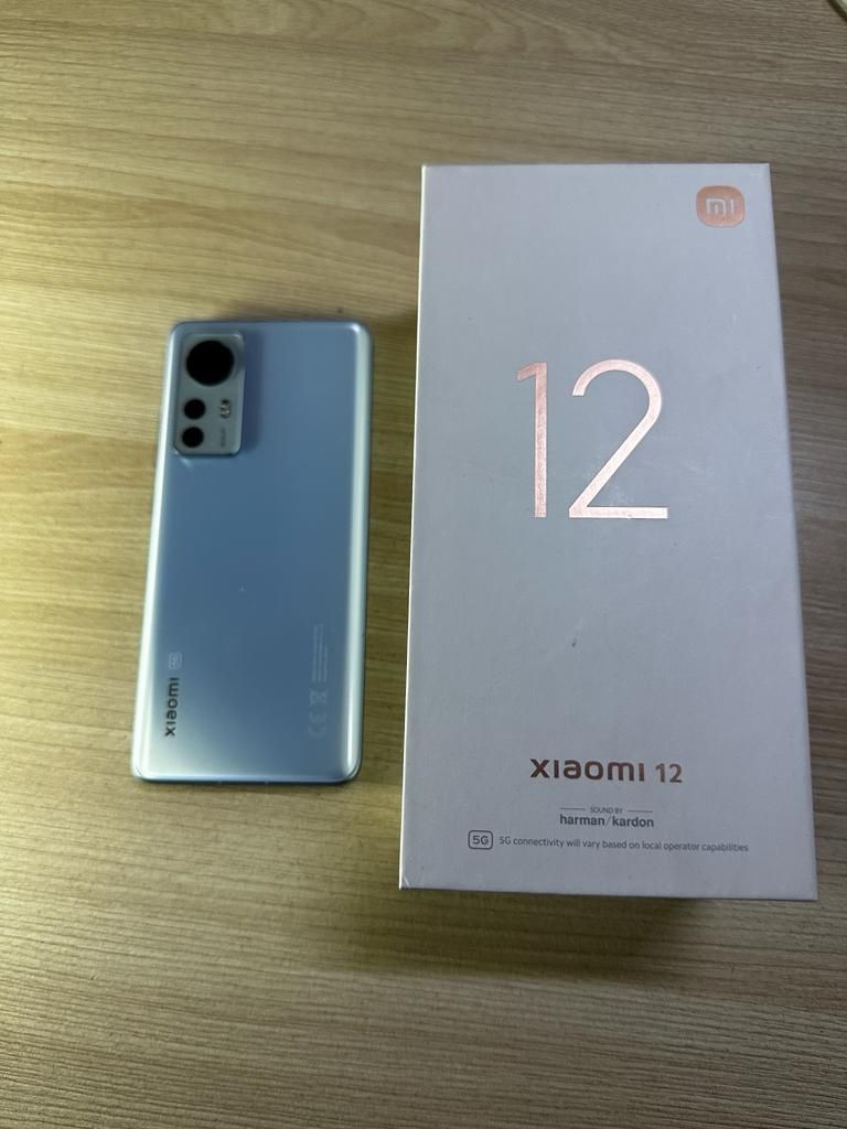 Xiaomi 12 12/256 гб