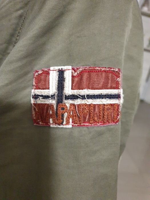 Vand haina NAPAPIJRI marimea M